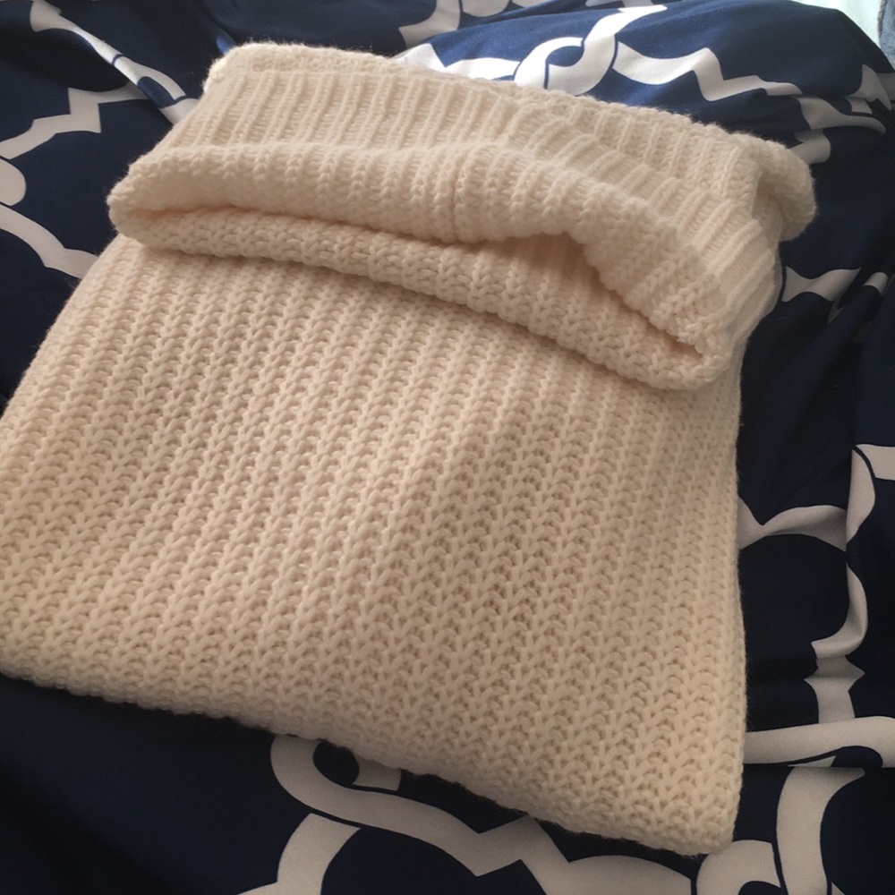 XS Pink Republic knit turtleneck sweater